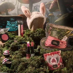 Disney’s Alice in Wonderland & Revolution Red Queen False Lashes