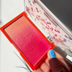 I Heart Revolution Cherry Ombre Blusher