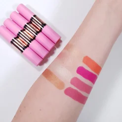 Makeup Revolution Blush & Highlight Stick Flushing Pink