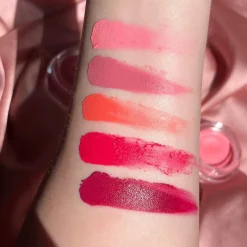 Makeup Revolution Mousse Blusher Grapefruit Coral