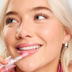 Revolution Pout Lip Oil Glam Pink Shimmer