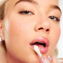 Revolution Pout Lip Oil Lychee Clear