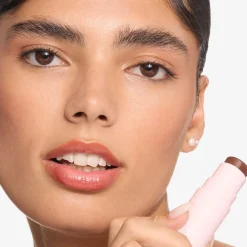 Revolution Skin Silk Bronzer Stick